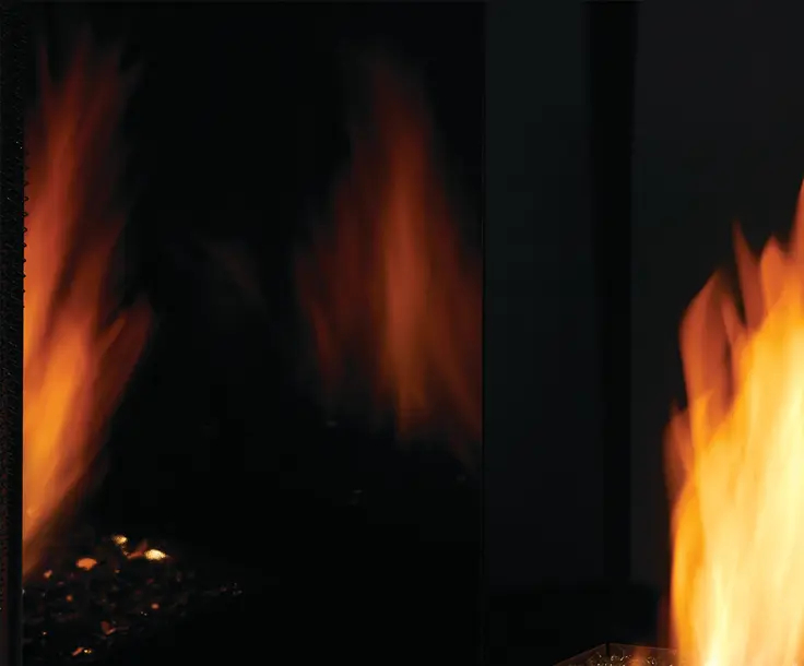 36310MON 32" Reflective Black Glass